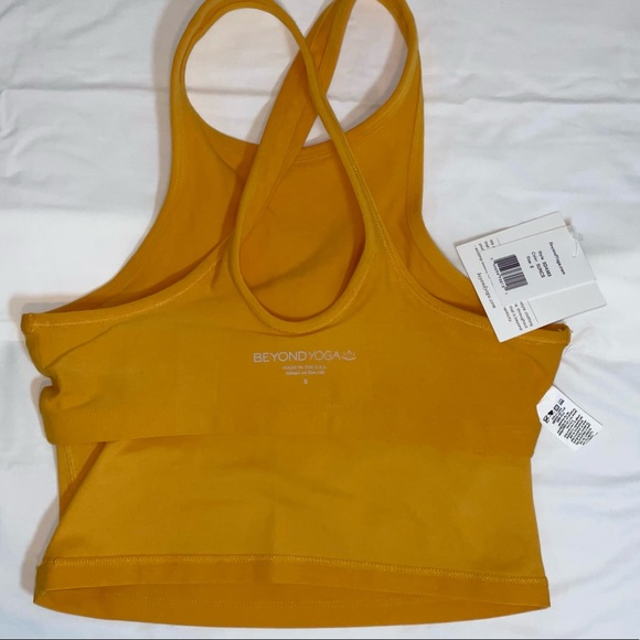 Beyond Yoga Spacedye Focus Cropped Tank in Gold - Picture 3 of 3